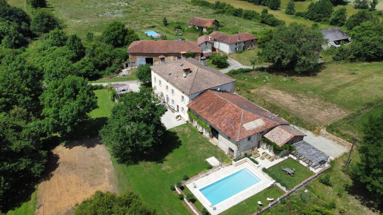 Les Picardies Lesterps Exterior foto